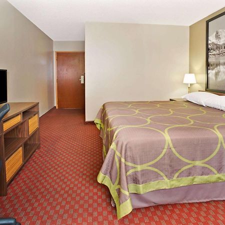 Hotel Super 8 By Wyndham Longmont/Del Camino Esterno foto